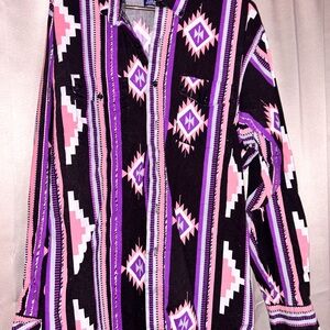 WRANGLER WESTERN PATTERNED BUTTON UP SHIRT